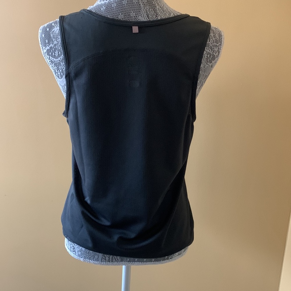 Nike Sleeveless Tank - Picture 2 of 3